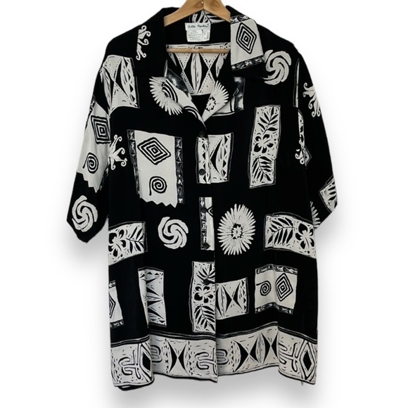 Ulla Popken Tops - Ulla Popken Womens Size 20 Top Black White Tribal Print Artsy Funky Boho